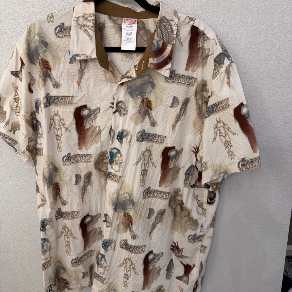 Disney Parks Marvel Avengers Men's Shirt